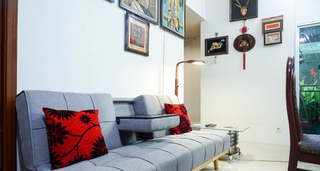 Lobby 2 3BR Luxurious and Elegant at Vittoria Apartment By Travelio