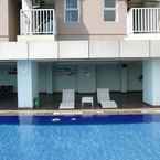 SWIMMING_POOL 1BR Comfortable Apartment at Belmont Residence By Travelio