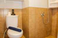 In-room Bathroom Homey 2BR Aparment at Green Pramuka near Mall By Travelio