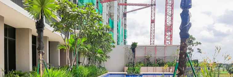 Lobi Comfy 1BR Apartment at Marigold Nava Park By Travelio