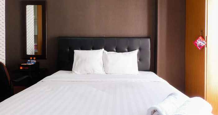 Kamar Tidur Great Location Studio Sunter Park View Apartment By Travelio