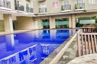 Swimming Pool Great Location Studio Sunter Park View Apartment By Travelio