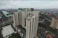 ล็อบบี้ 2BR Great Location Maple Park Apartment By Travelio