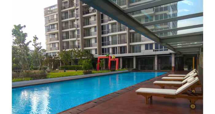 Swimming Pool Luxury 1BR Lexington Apartment By Travelio