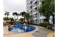 Swimming Pool 5 Studio Apartment next to Mall at Supermall Mansion By Travelio