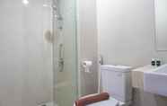 In-room Bathroom 6 Studio Exclusive Puri Mansion Apartment By Travelio