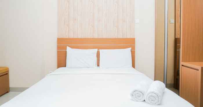 Kamar Tidur Elegant Studio The Oasis Apartment By Travelio