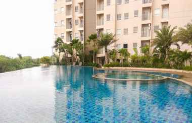 Kolam Renang 2 Modern Studio Golf Mustika Apartment By Travelio