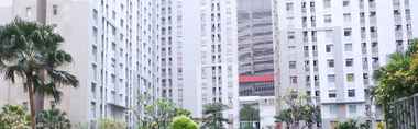 Common Space 2 2BR Comfy Green Bay Pluit Apartment By Travelio