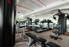 Trung tâm thể thao 3 Best Studio Room Apartment at Capitol Park Residence By Travelio