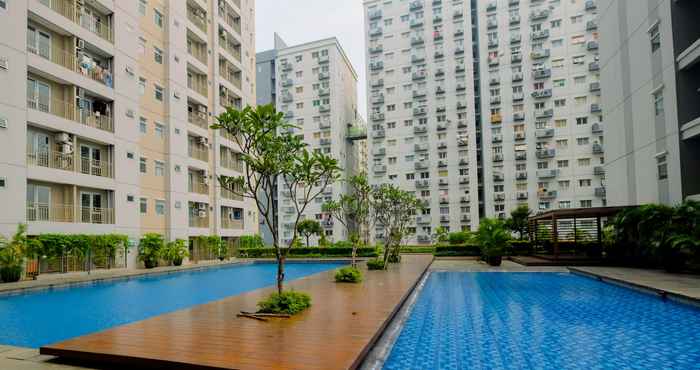 สระว่ายน้ำ Best 2BR The Oak Gading Icon Apartement near Kelapa Gading By Travelio