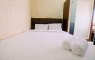 Kamar Tidur 5 Best 2BR The Oak Gading Icon Apartement near Kelapa Gading By Travelio