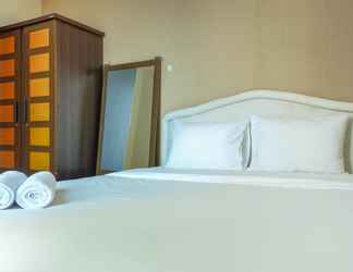 Bilik Tidur 2 Comfy 1BR Pangeran Jayakarta Apartment By Travelio