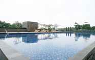 Kolam Renang 6 Homey Studio Ciputra Internasional Apartment By Travelio