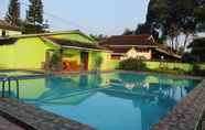 Swimming Pool 7 Pondok New Barita