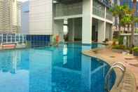 Swimming Pool Spacious 2BR Apartment at GP Plaza By Travelio