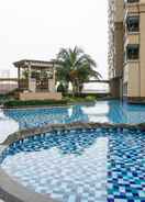 SWIMMING_POOL Sweet 2BR Mediterania Marina Residences By Travelio