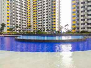 Swimming Pool 4 Cozy Studio Apartment at Springlake Summarecon Bekasi By Travelio