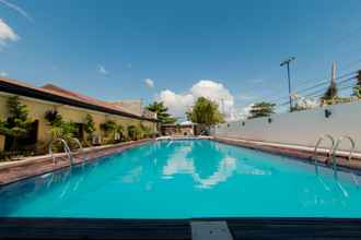 Swimming Pool 4 Basic Rooms Budget Hotel
