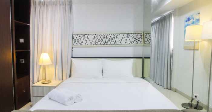 ห้องนอน Studio Azalea Suites Cikarang Apartment with Bathtub By Travelio