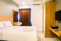 ห้องนอน Studio Comfy Grand Kamala Lagoon Apartment By Travelio