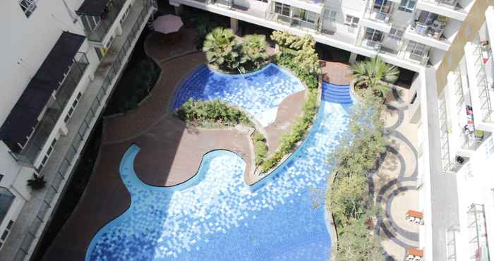 Swimming Pool Studio Compact Room at Gateway Pasteur Apartment near Exit Toll By Travelio