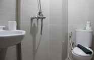 In-room Bathroom 5 Studio Compact Room at Gateway Pasteur Apartment near Exit Toll By Travelio