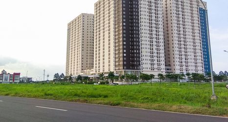 Exterior 2 Luxurious 2BR Ayodhya Apartment By Travelio