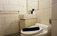 In-room Bathroom 4 Studio Luxurious Lexington Apartment By Travelio