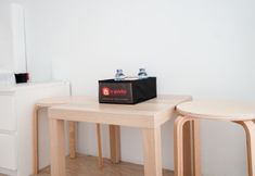 Bedroom 6 Studio Luxurious Lexington Apartment By Travelio