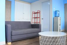 Lobi 2BR Modern Apartment at Newton Residence By Travelio