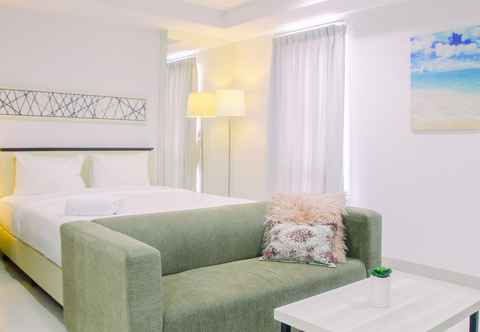 Bedroom Studio Spacious Apartment @ Azalea Suites By Travelio