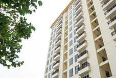 Exterior Fabulous 2BR Tower Lucky Apartment By Travelio