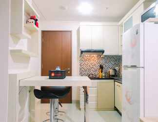 Kamar Tidur 2 2BR Comfy and Spacious Callia Apartment By Travelio