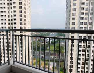 Luar Bangunan 2 3BR Apartment with Pool at M-Town Signature By Travelio