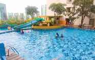 Kolam Renang 4 2BR at Great Western Serpong By Travelio