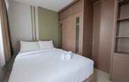 Kamar Tidur 4 2BR Cozy with Sofa Bed Cervino Tebet Apartment By Travelio