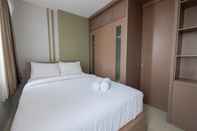 Kamar Tidur 2BR Cozy with Sofa Bed Cervino Tebet Apartment By Travelio