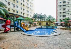 Swimming Pool 4  Studio Pool View at Kebagusan City Apartment By Travelio