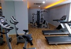 Pusat Kecergasan 2 Minimalist 2BR Bassura City Apartment By Travelio