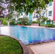 Swimming Pool 3 1BR Woodland Park Residence Apartment By Travelio