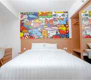 Bedroom 4 Urban Express HomTel Serpong