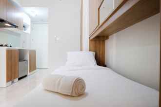 Kamar Tidur 4 Relaxing Studio The Springlake Apartment By Travelio