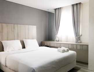 Kamar Tidur 2 Comfortable  Studio Bintaro Icon Apartment By Travelio