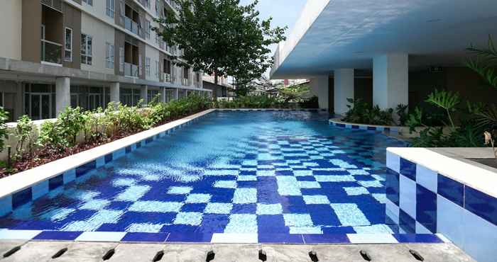 Swimming Pool Homey 2BR at Paradise Mansion By Travelio