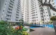 Swimming Pool 5 Relaxing Studio at Parahyangan Residence with Moutain View By Travelio