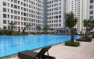 Swimming Pool 3 Apartment Studio at M-Town Residence near Summarecon Mall Serpong By Travelio