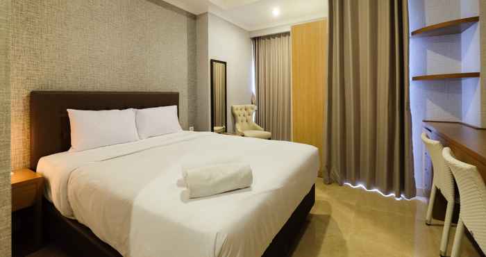 Bedroom Studio Luxurious at Menteng Park Apartment By Travelio