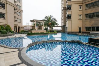 Swimming Pool 4 3BR Exclusive Sea View Ancol Mediterania Apartment By Travelio