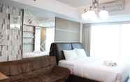 ห้องนอน 5 Studio Premium Room @ Tamansari La Grande Apartment By Travelio